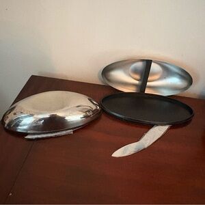 Nambe Modern Minimalist Cheese & Nut Bowl- Lid & Built In Knife-set Of 2